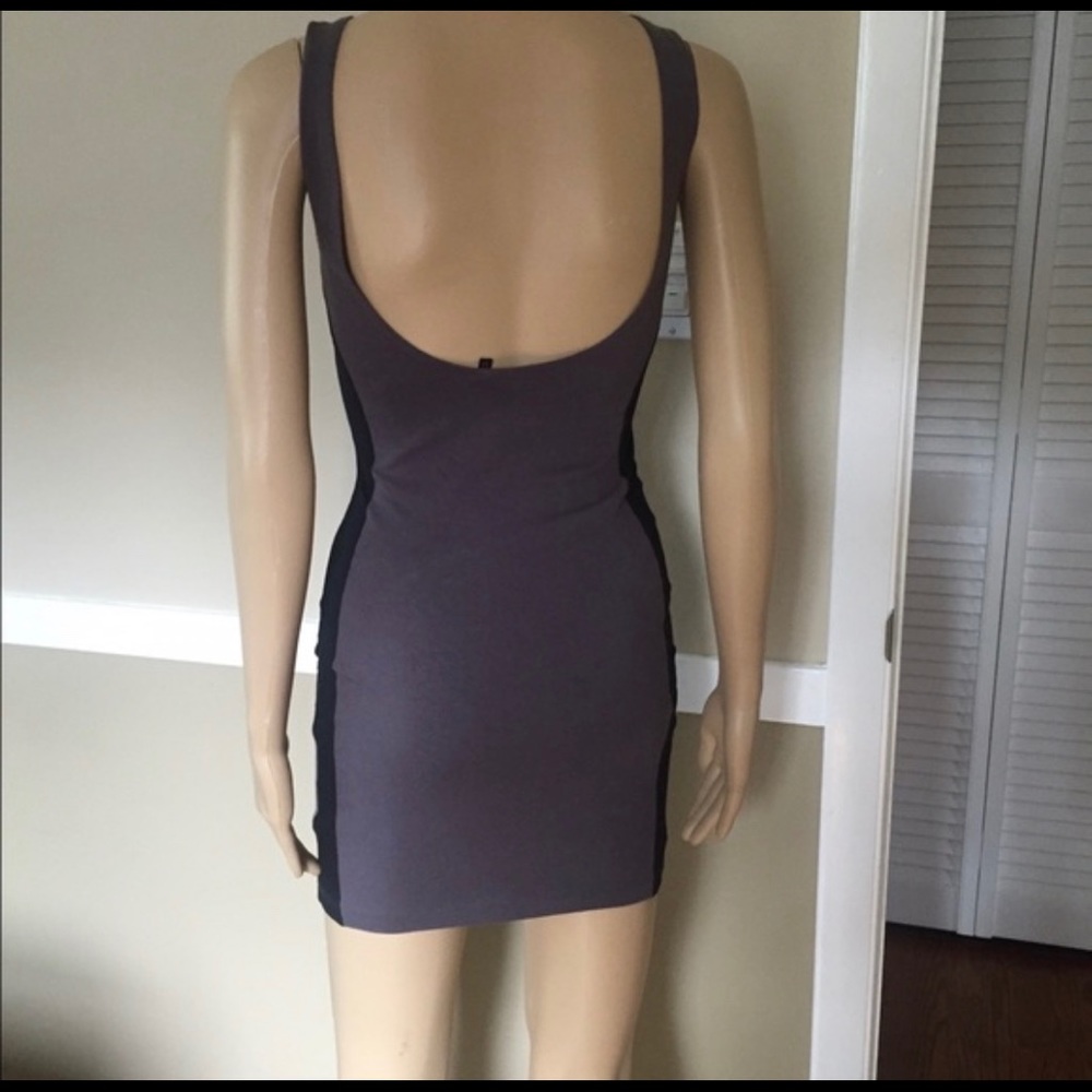 Dress - Picture 3 of 4